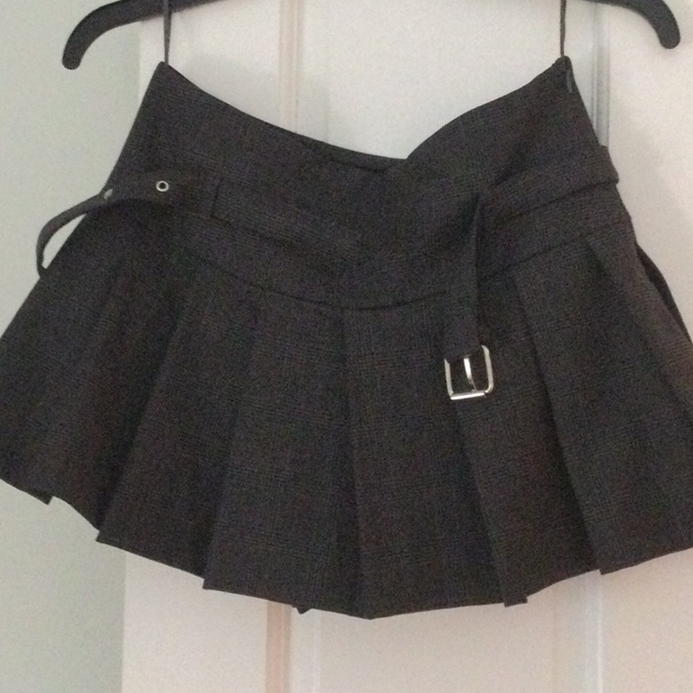 Pleated Black Mini Skirt with Buckle Detail